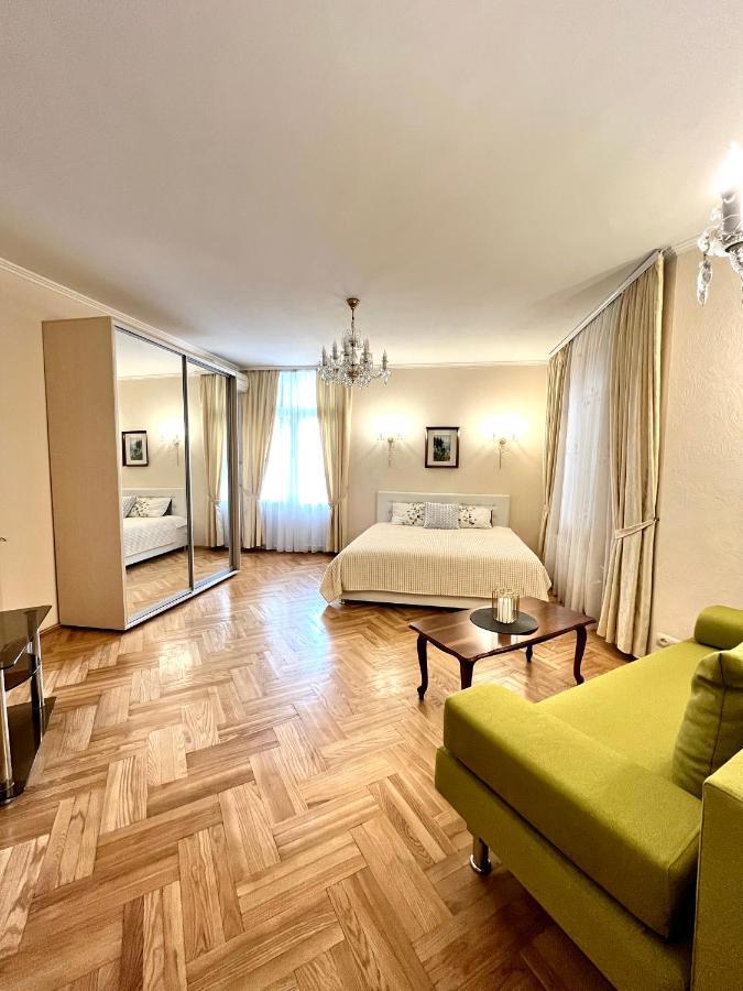 Апартаменты В Самом Центре Столицы. Kyiv Eksteriør billede